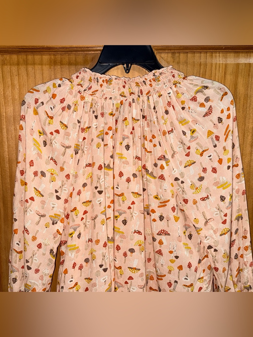 NWT Wallpapher Pale Pink Mushroom-Print Peasant BD Shirt w/Multicolor Accents-S - Picture 8 of 10